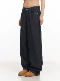 Contemporary Wide-Leg Jeans