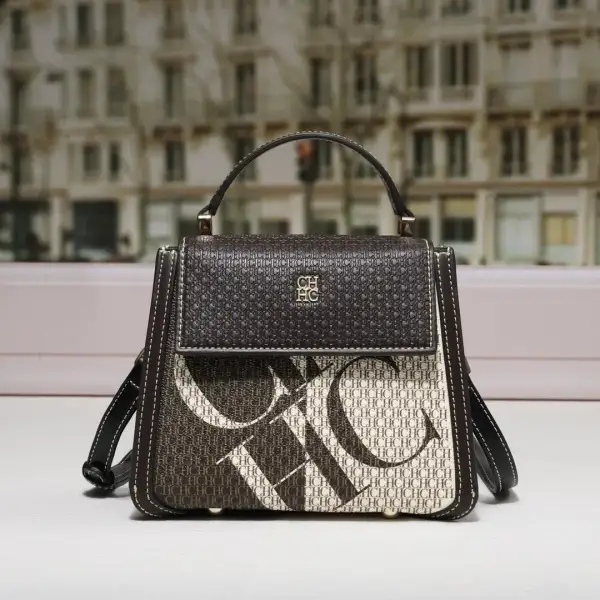 Elegant Luxe: Designer Leather Crossbody Shoulder Purse