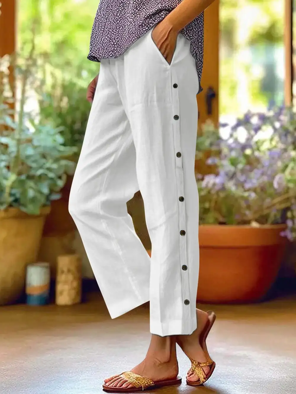 Wide Leg Button Detail Pocketed Pants