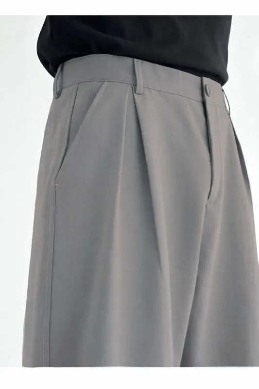 Relaxed Pleated Trousers