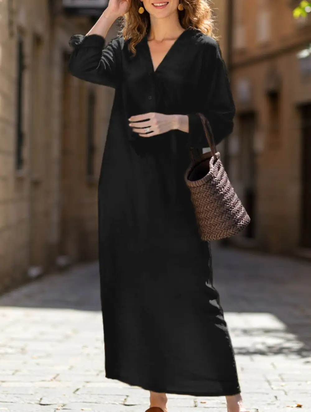 Long-Sleeved Robes and Dresses Top