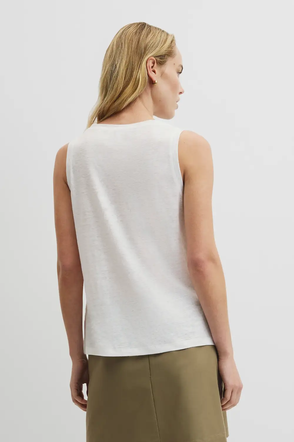 Women's Refined Linen Tank Top