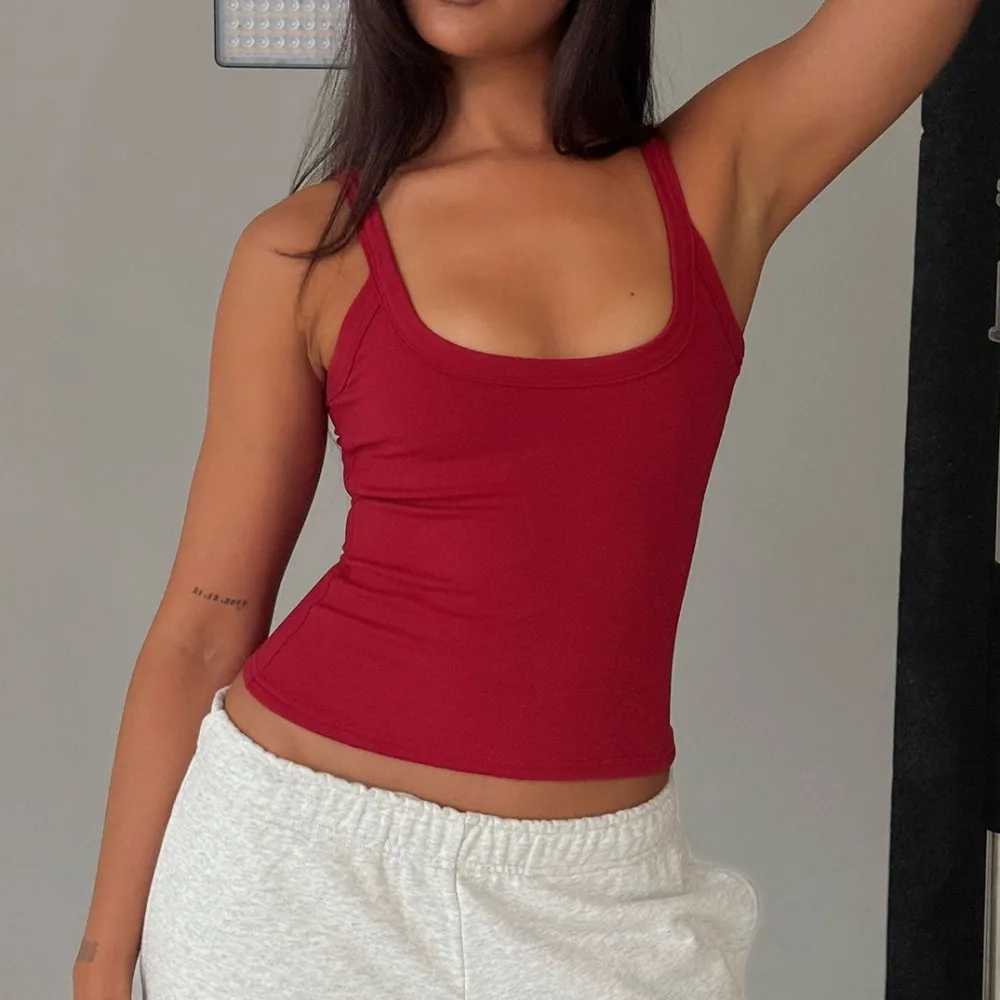 Modern Cinched Longline Scoop Neck Tank Top