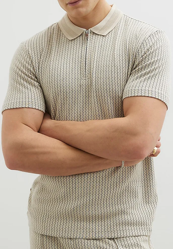 Men's Casual Fashion Slim Fit Zip Neck Short Sleeve Polo Shirt