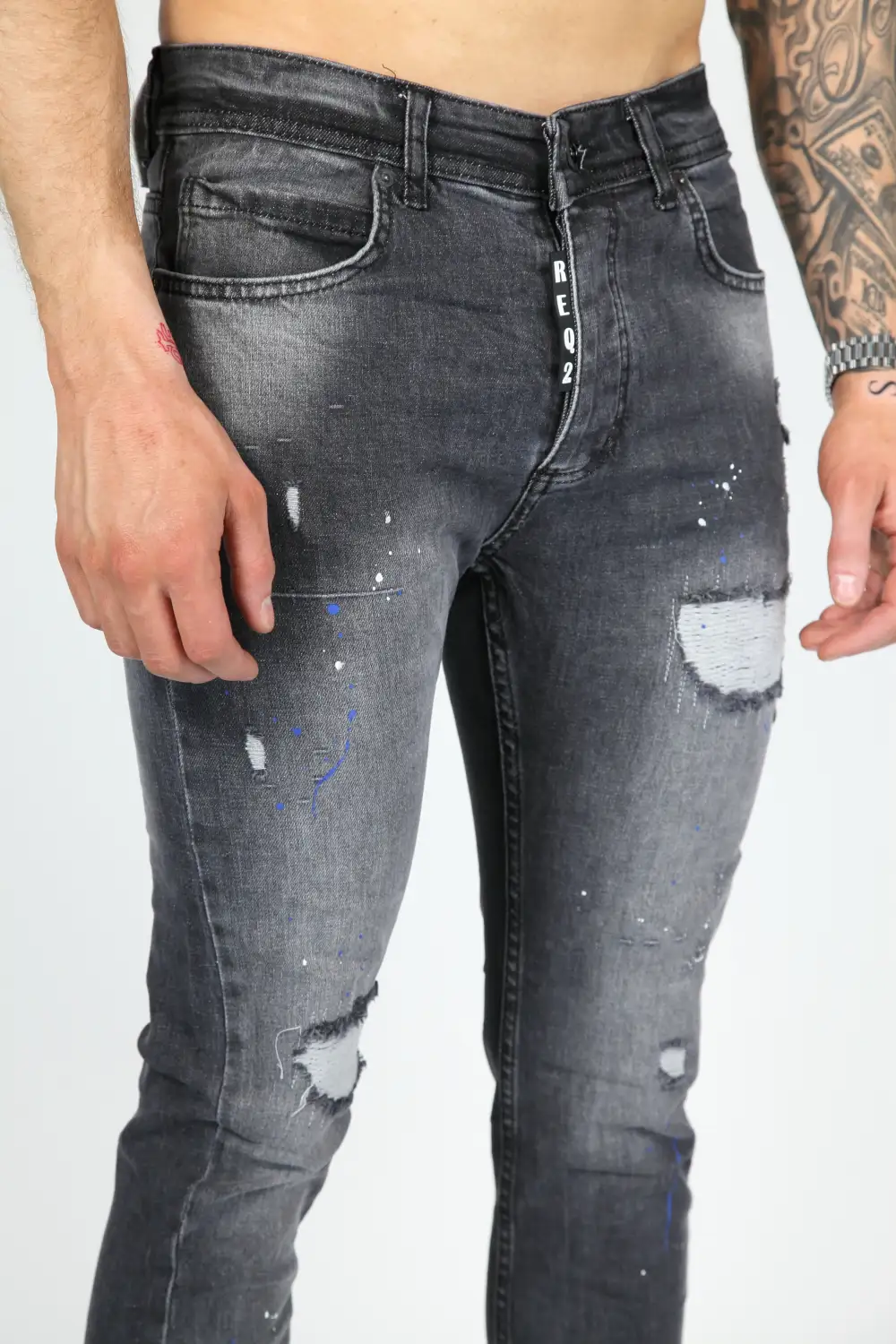 Contemporary Paint Detail Skinny Fit Distressed Jeans