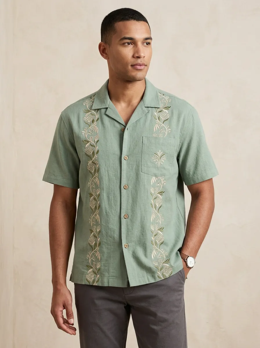 Men's Floral Embroidered Leisure Shirt