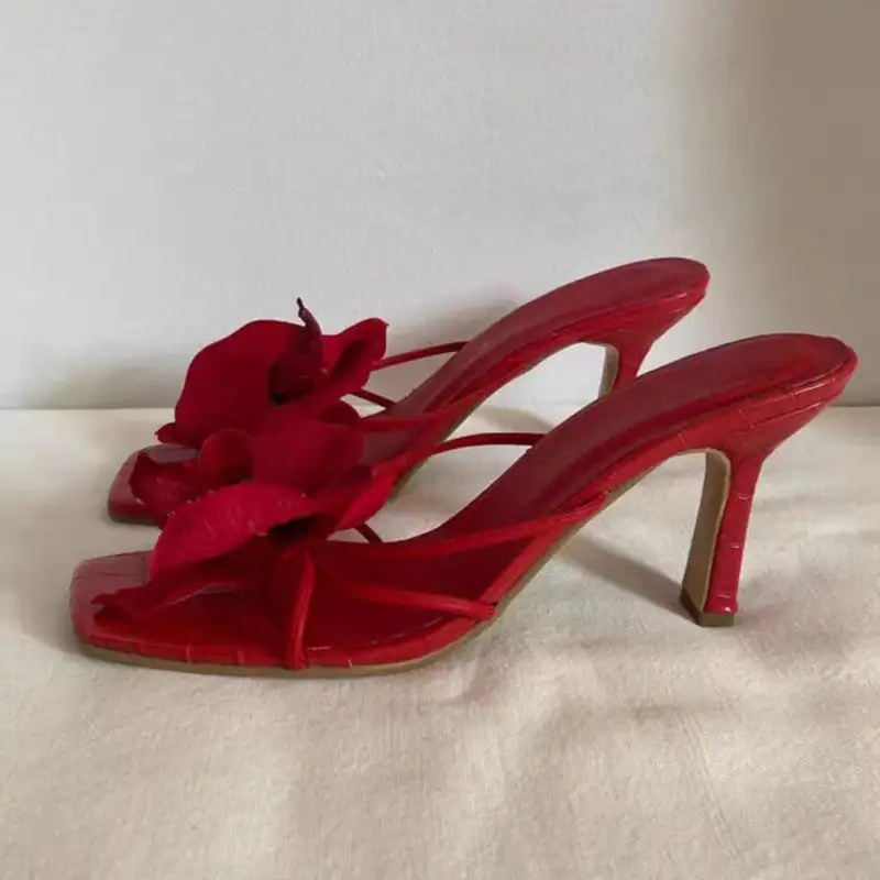 Floral Detail Slide Sandals
