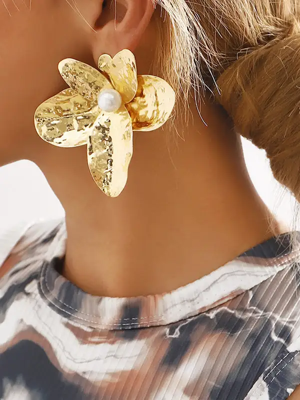 Curved Sunburst Drop Earrings