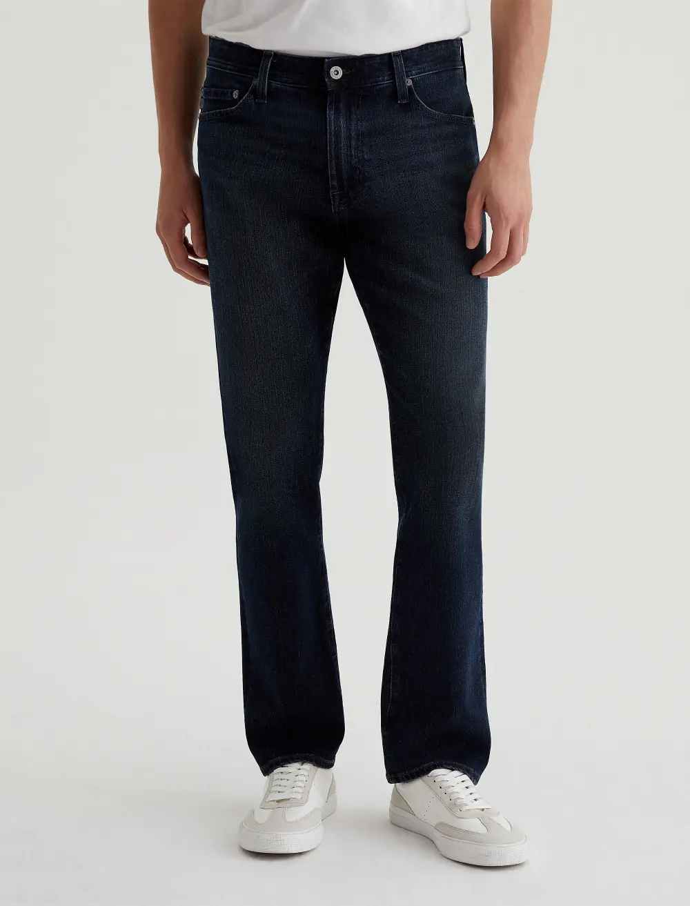Men's Relaxed Tapered Mid Rise Comfort Stretch Jeans