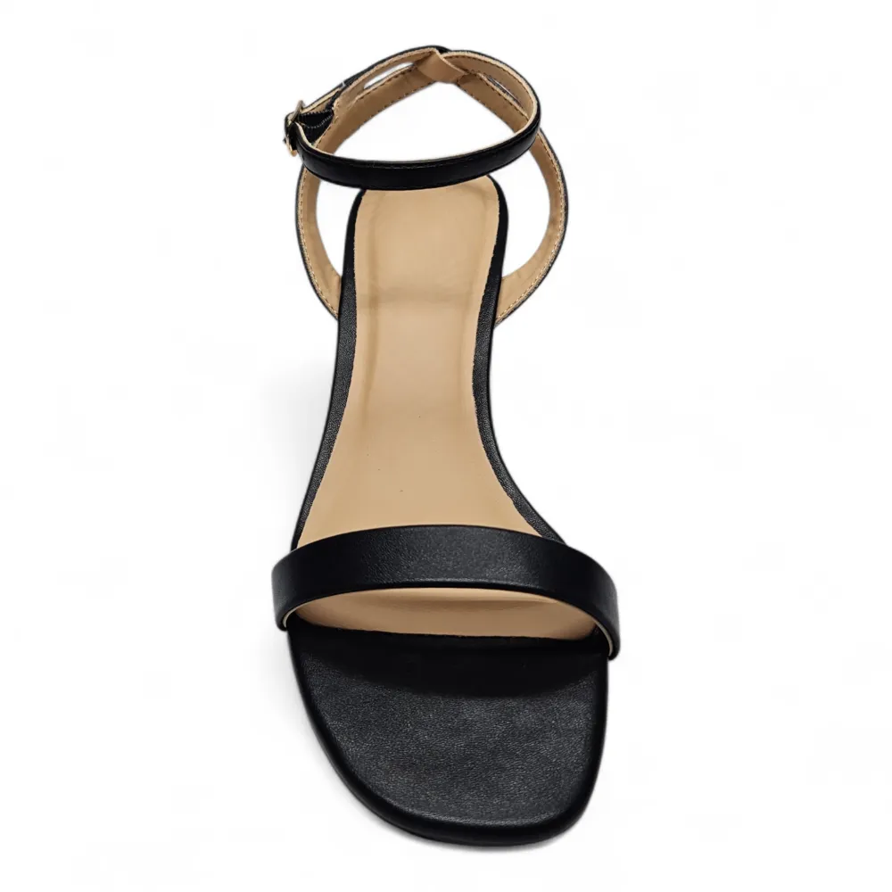 Del Mar Minimal Ankle Strap Kitten Heel