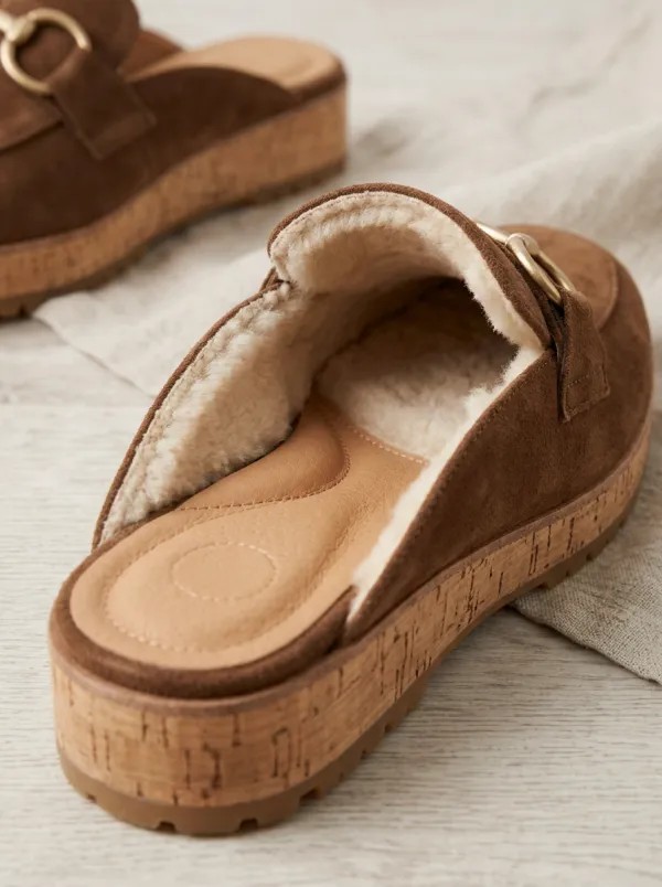 Women's Classic Buckle Detail Platform Suede Wood Sole Loafers