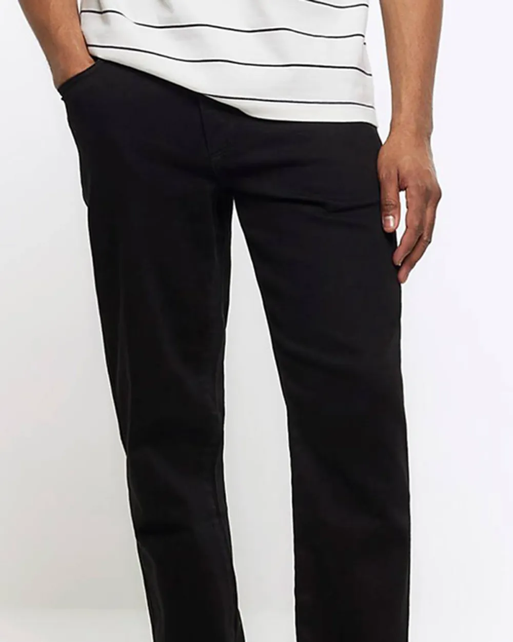 Tapered Fit Jeans In Black