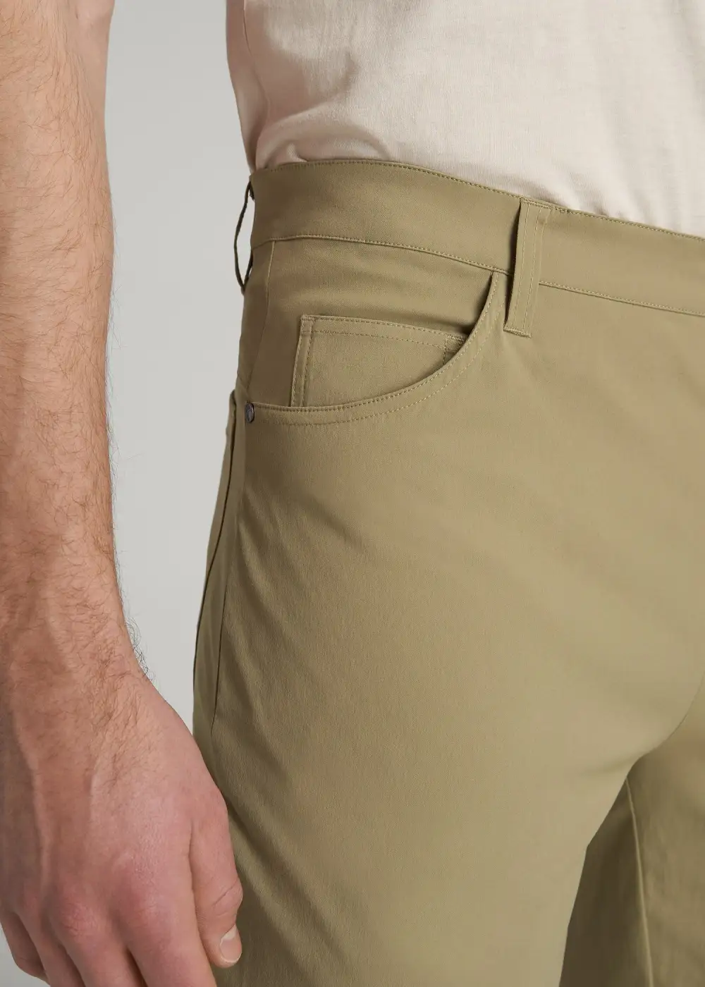 Men's Modern Tapered Stretch Pants