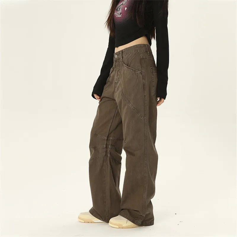 Relaxed Wide Leg Jeans