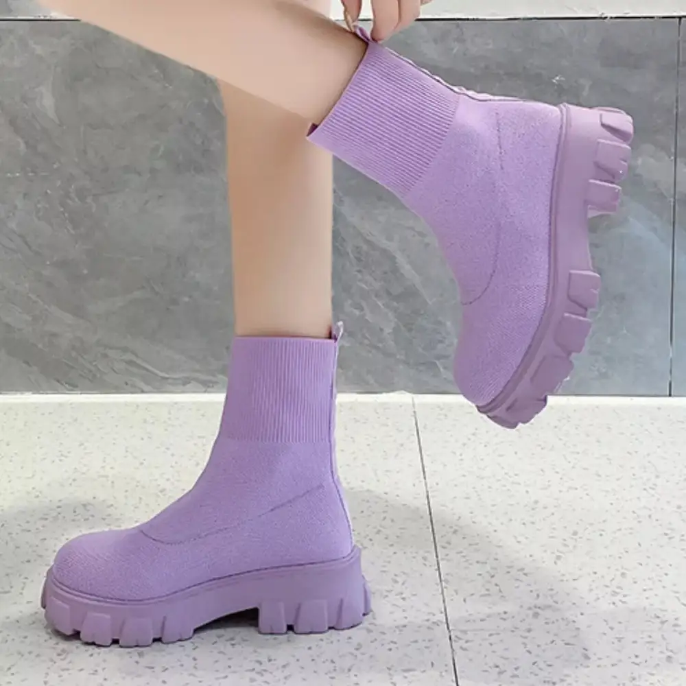 Round Toe Block Heel Boots
