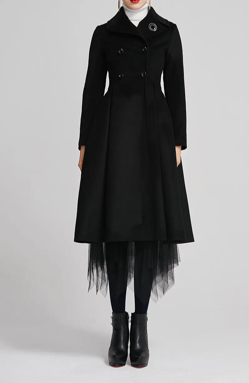 Refined Wool Double Breasted Pocketed Coat