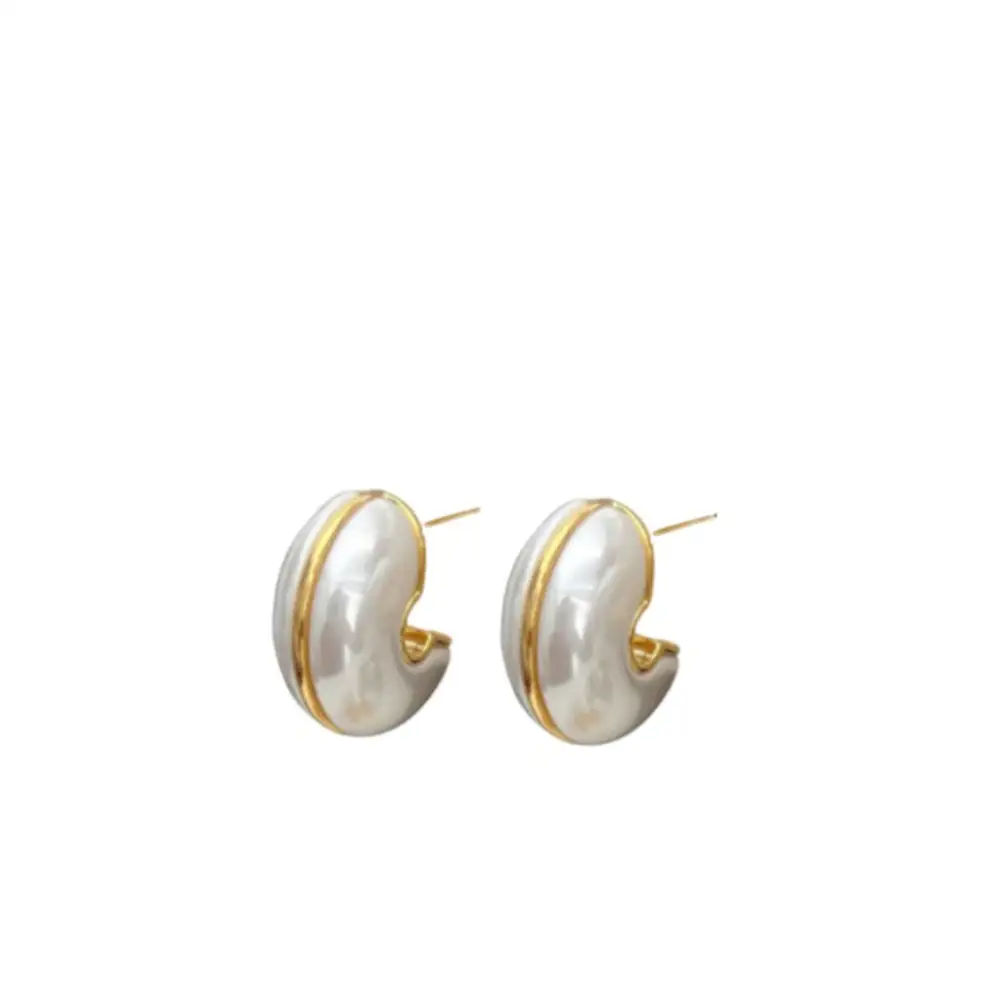 Sleek Refined Hoop Earrings