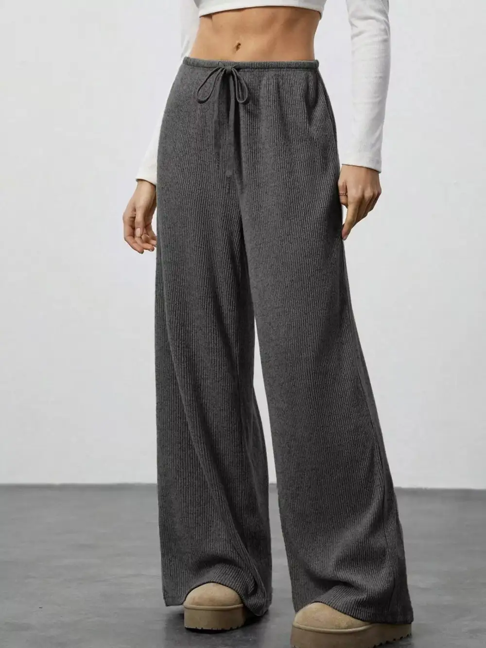 Relaxed Fit Drawstring Pocketed Everyday Pants