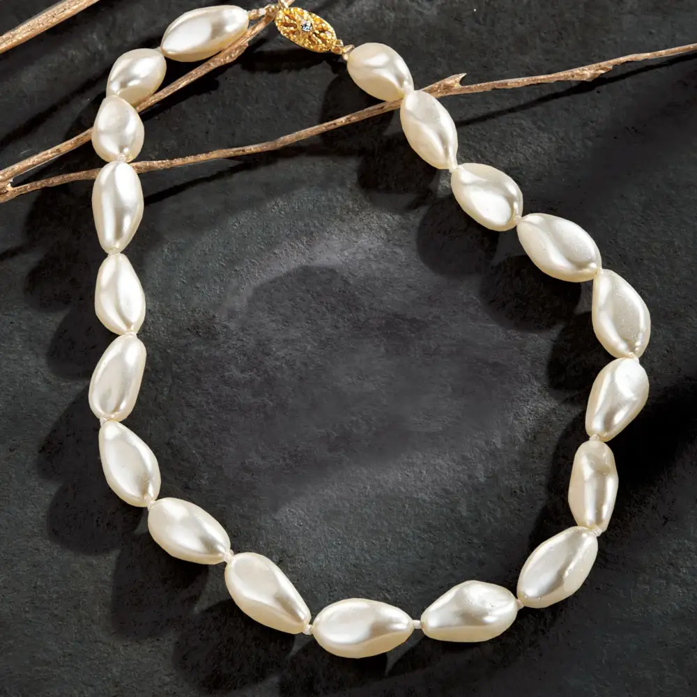 Pearl Vintage Inspired Pendant Necklace