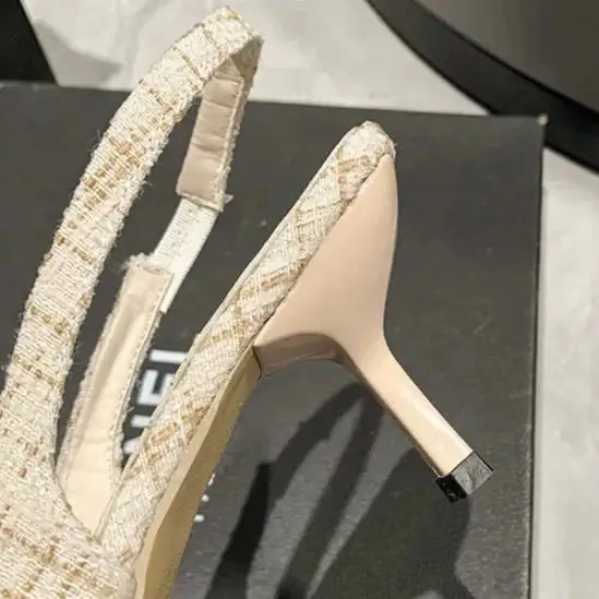 Polished Pointed-Toe Classic Pumps