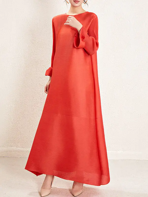 Round Pleated Neck Maxi Dress