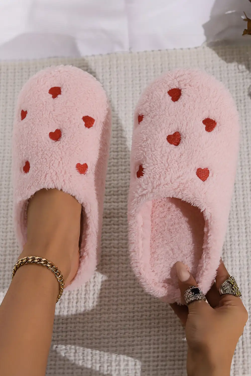 Heart Shape Embroidered Slip On Plush Slide Slippers