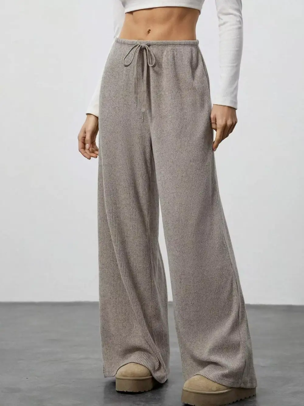 Relaxed Fit Drawstring Pocketed Everyday Pants
