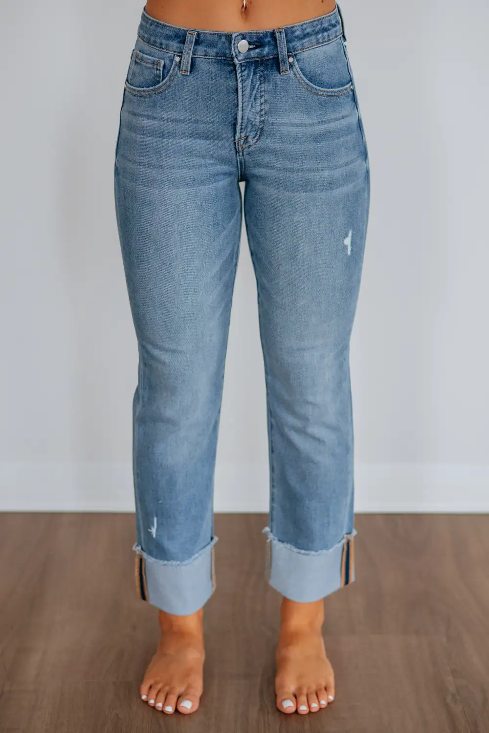 Women's Mid Rise Straight Leg Cuffed Hem Jeans