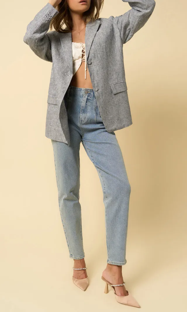 Loose Seamed Tapered Jeans