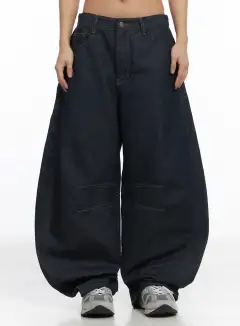 Pocketed Wide Jeans