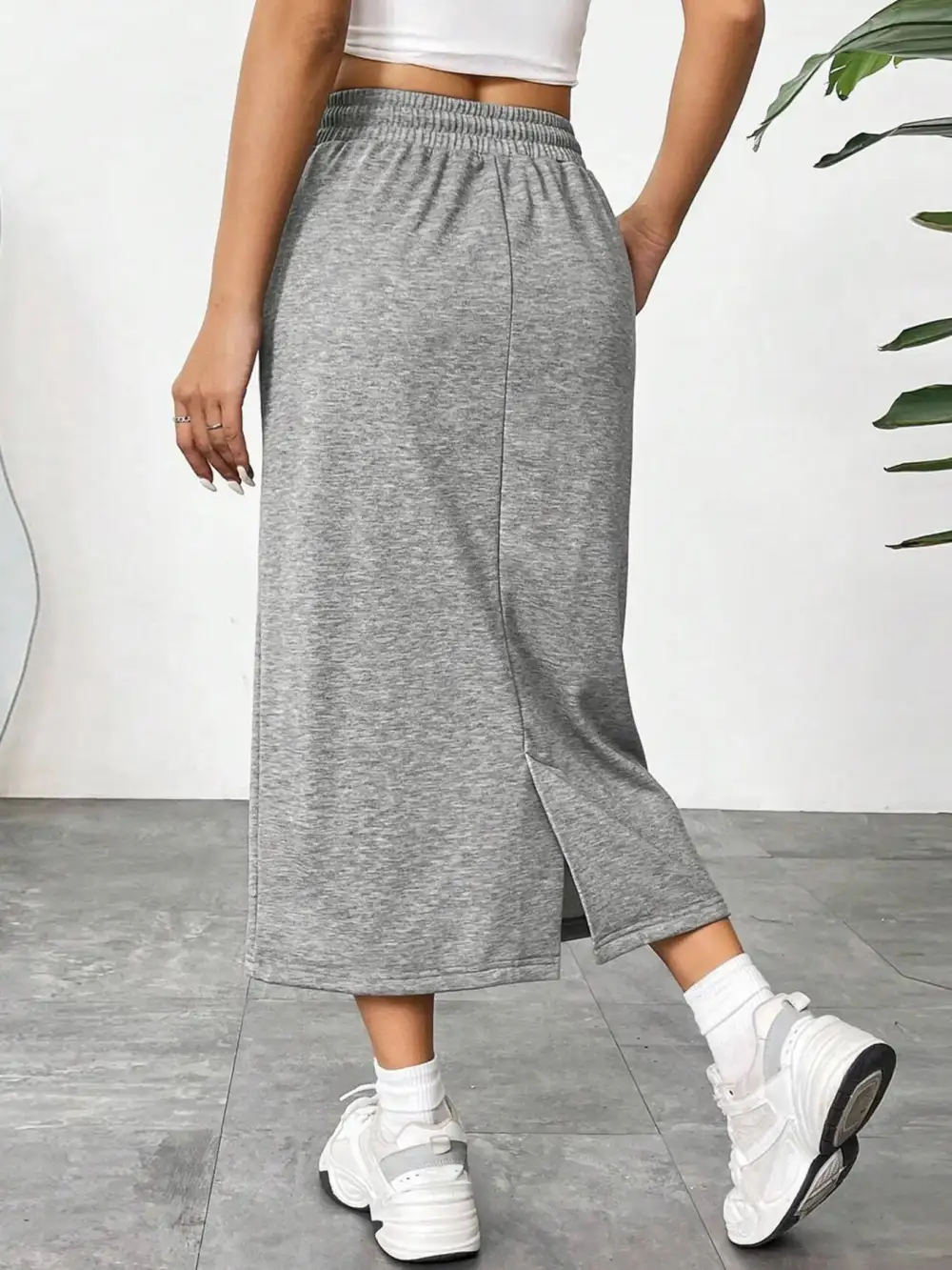 Fine Drawstring Pocket Detail Skirt