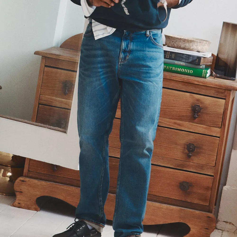 Men's Standard Fit Denim Jeans