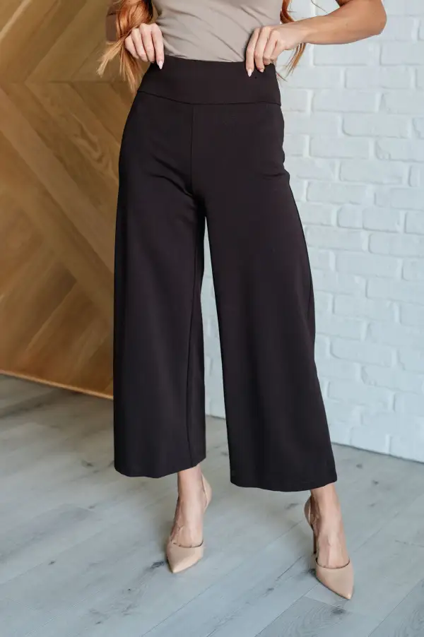 Magic Wide Leg Crop Pants