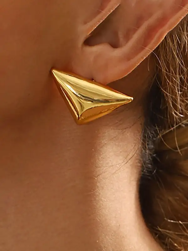 Curved Moonlit Accent Earrings