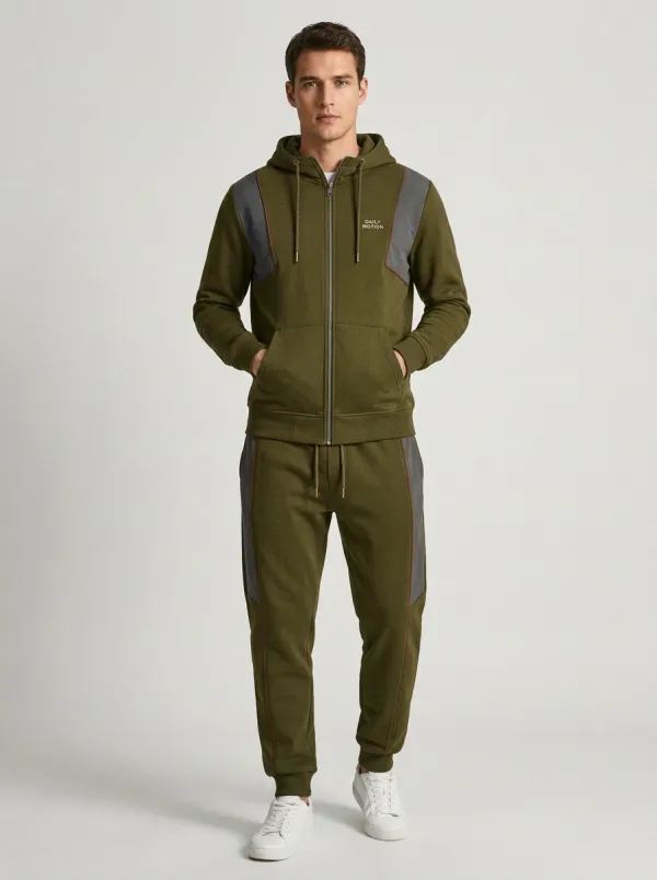 Men's Daily Contrast Panel Print Jogger Set