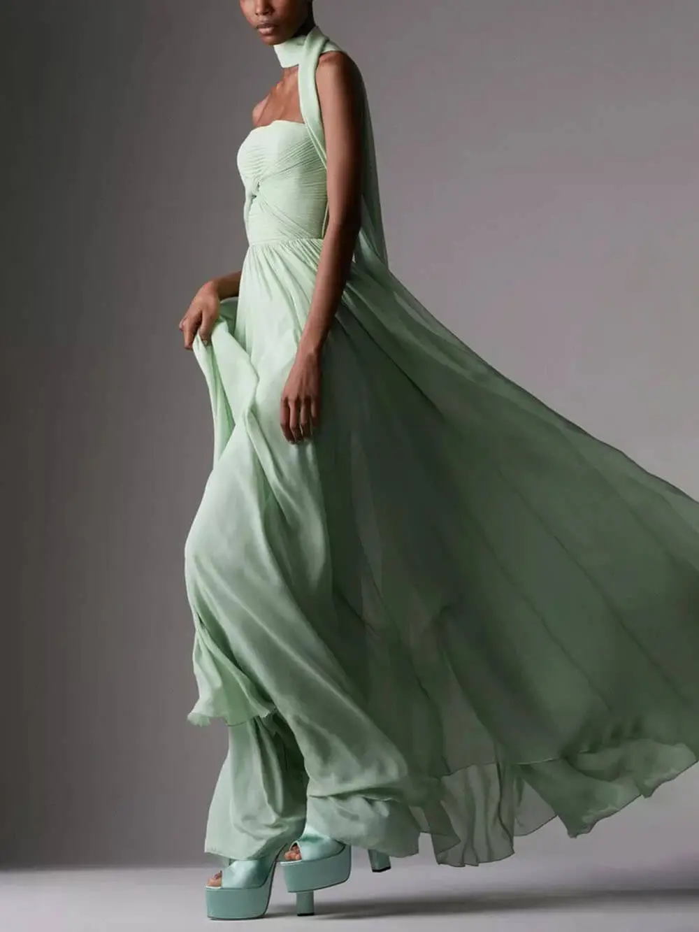 Sleeveless Pleated Skirt with Maxi Dress