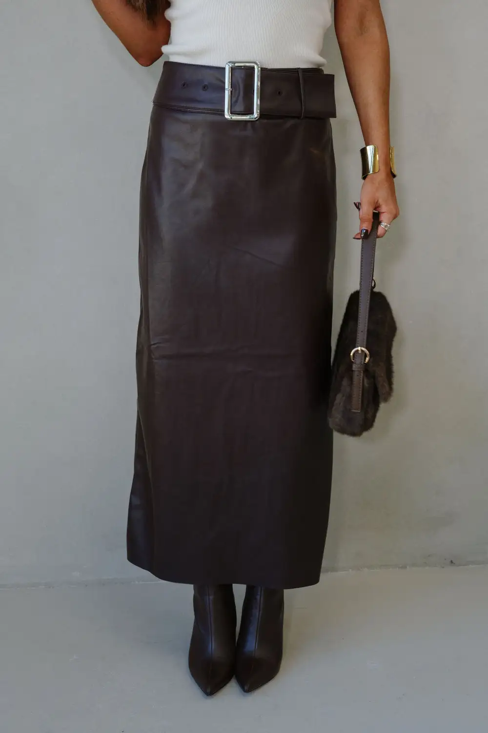 Refined Faux Leather Back Slit High Rise Skirt
