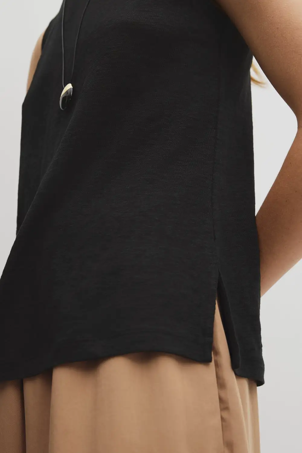 Women's Modern Linen Tank Top