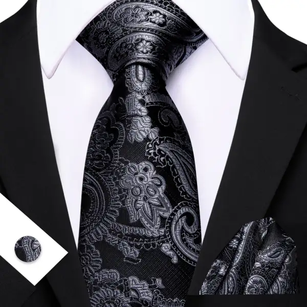 Sharp Paisley Silk Necktie Set