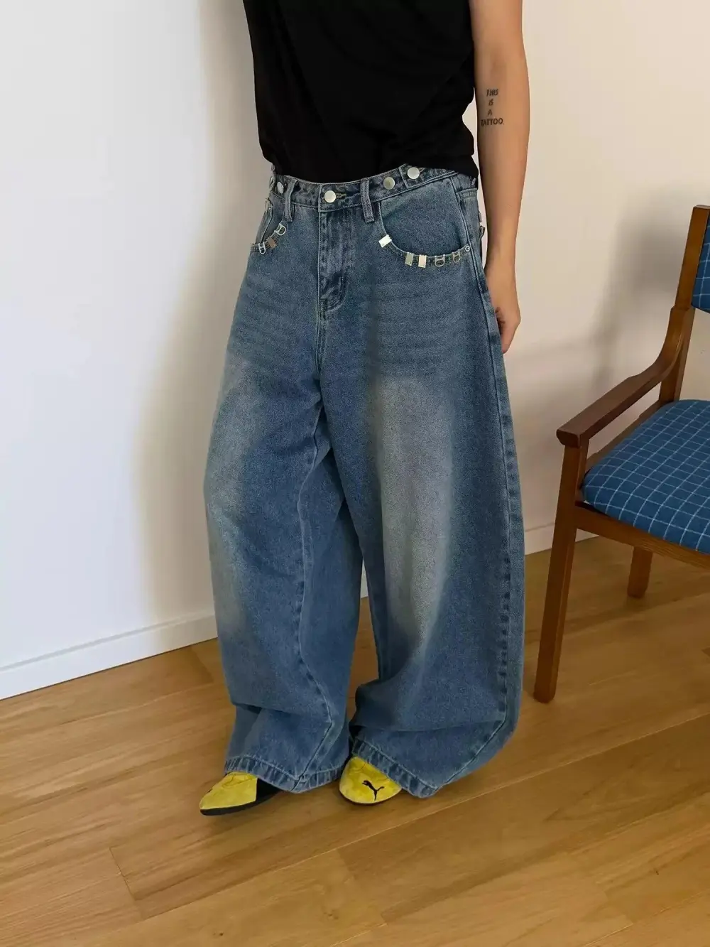 Metallic Detail Wide Leg Jeans