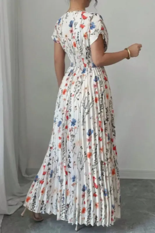 Floral Print Pleated Maxi Dress