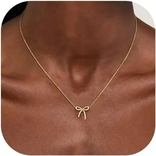 Gold Plated Bow Detail Pendant Necklace