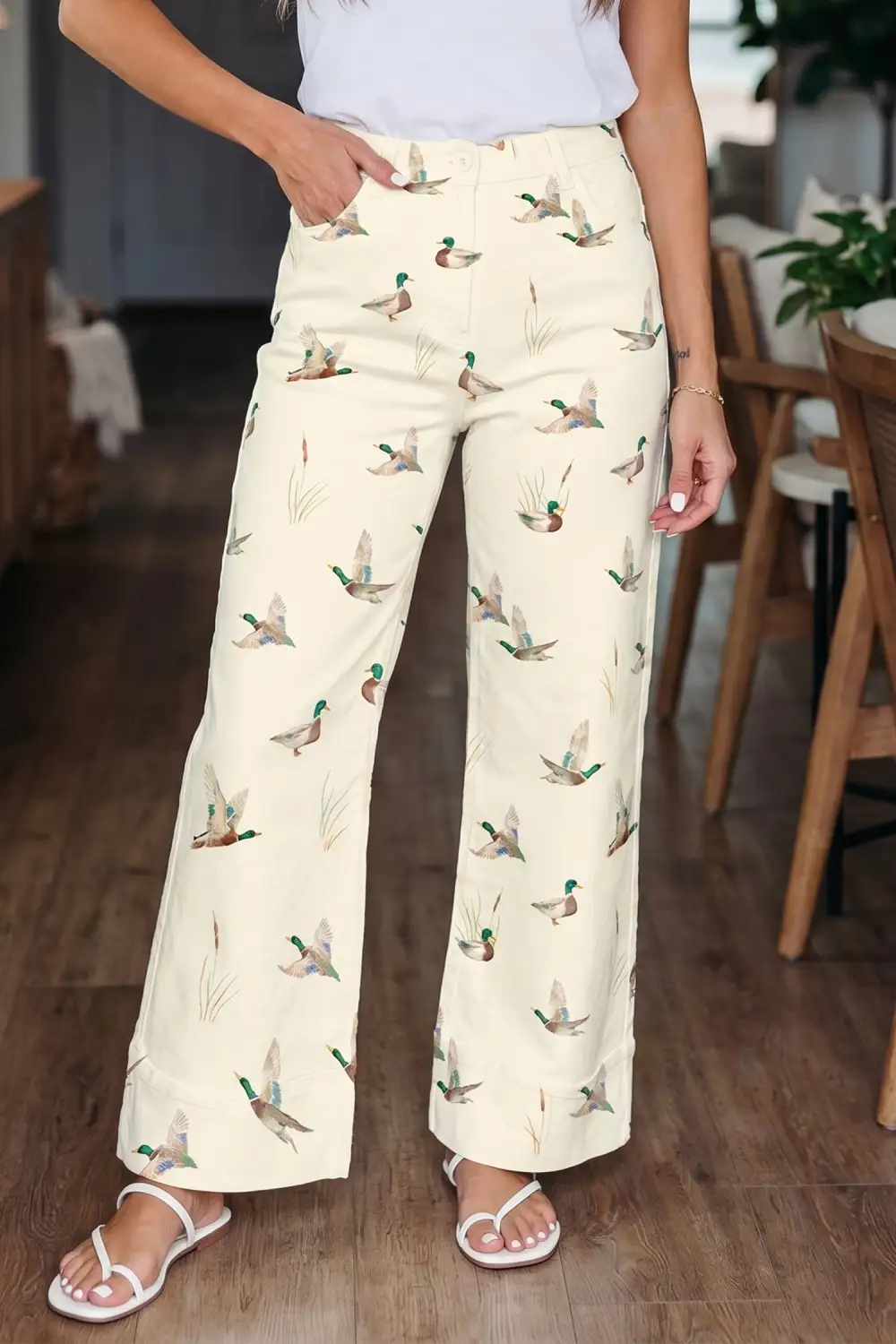 Women's Stylish Mallard Printed Cuffed Hem Shift Jeans