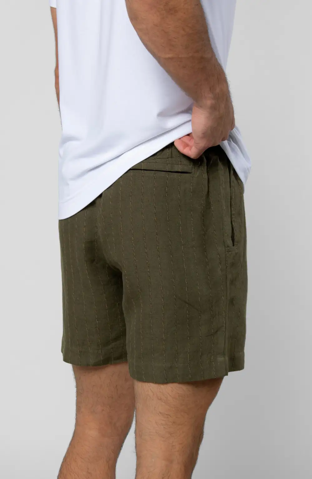 Men's Relaxed Linen Drawcord Shorts