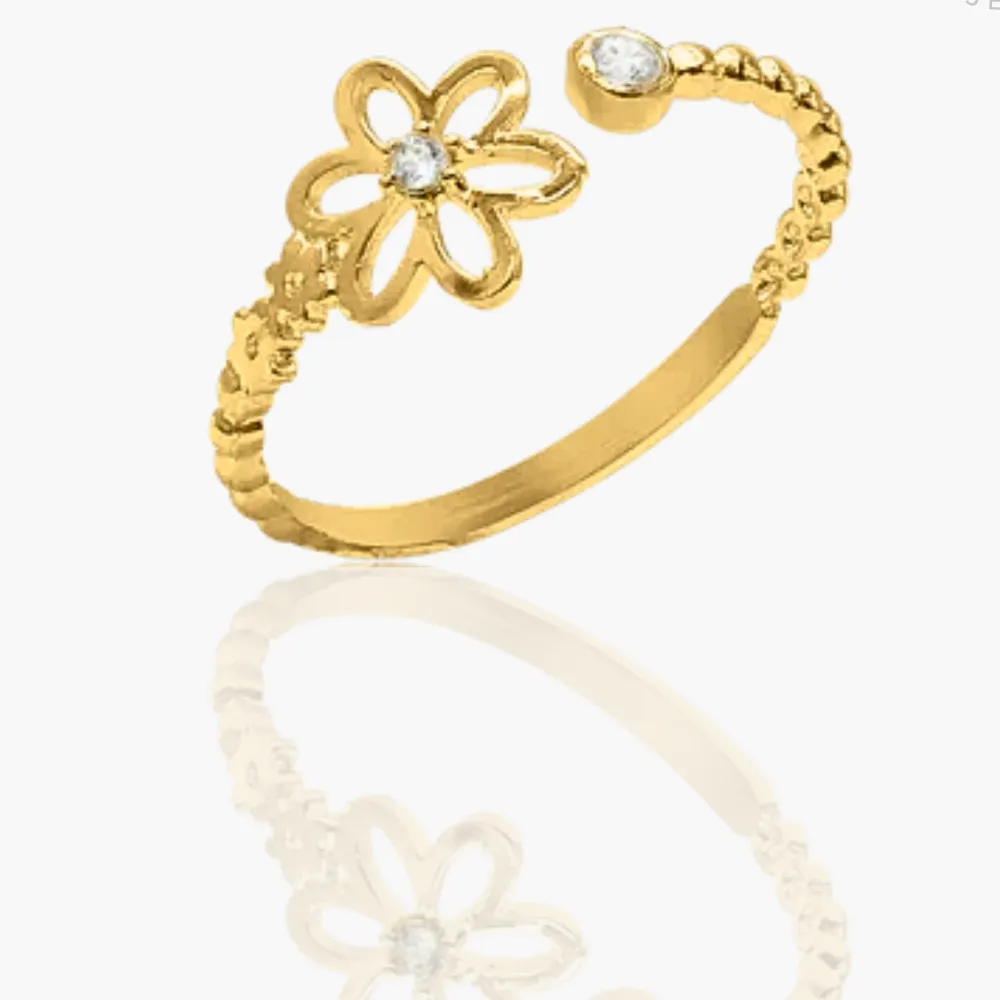 Delicate Refined Statement Ring
