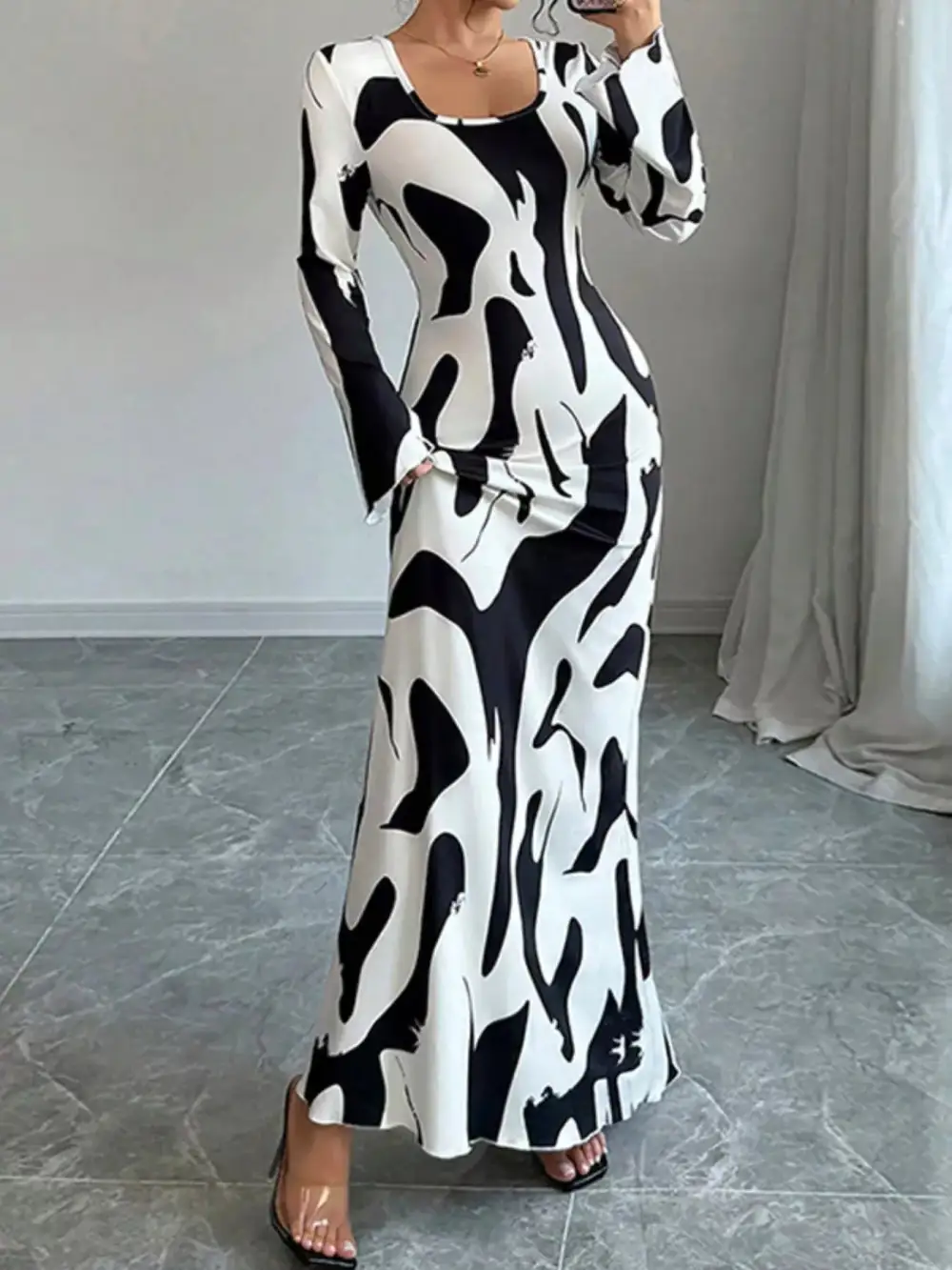 Abstract Print Long Sleeve Maxi Dress