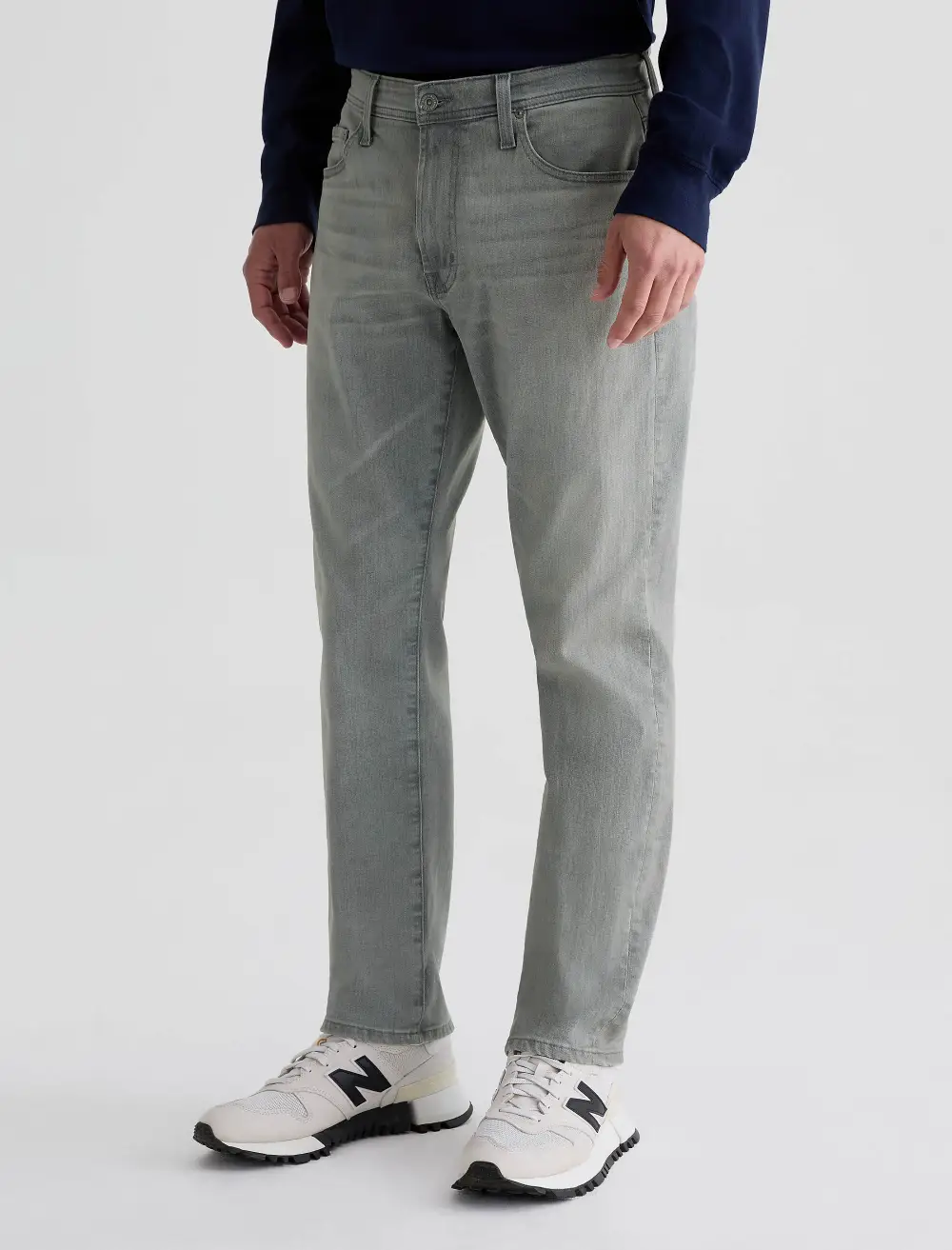 Men's Slim Straight Mid Rise Streamlined Jeans