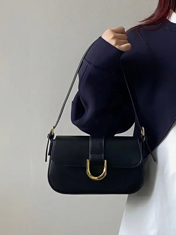 Vintage-Style Vixen Box Bag