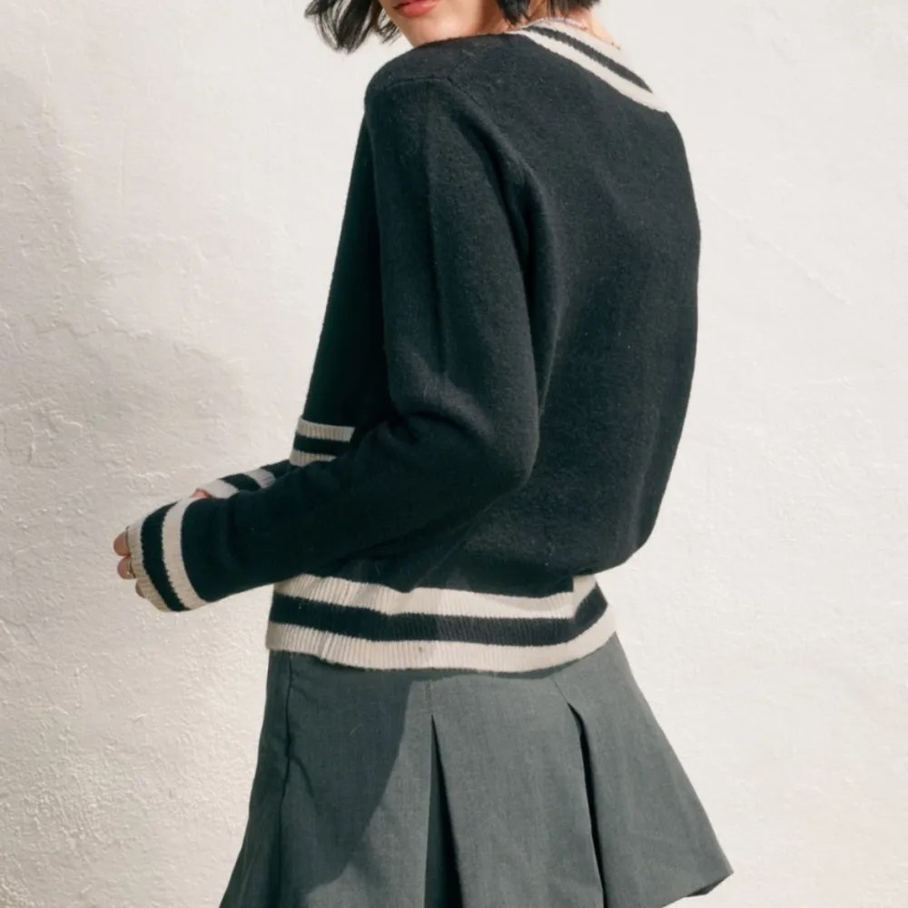 Elite V-Neck Cardigan