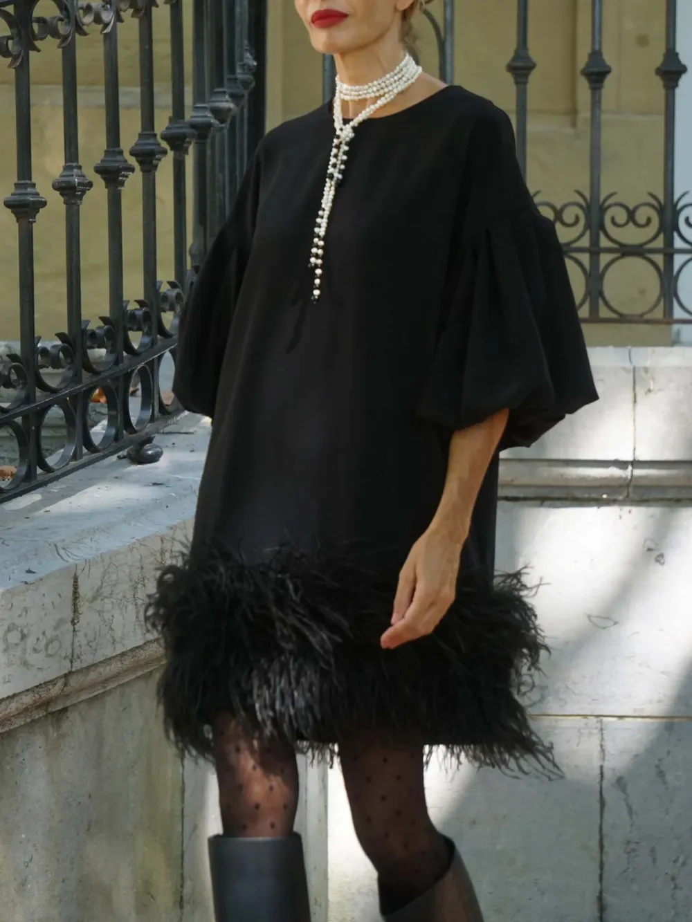 Crew Neck Feather Tassel Elegant Mini Dress